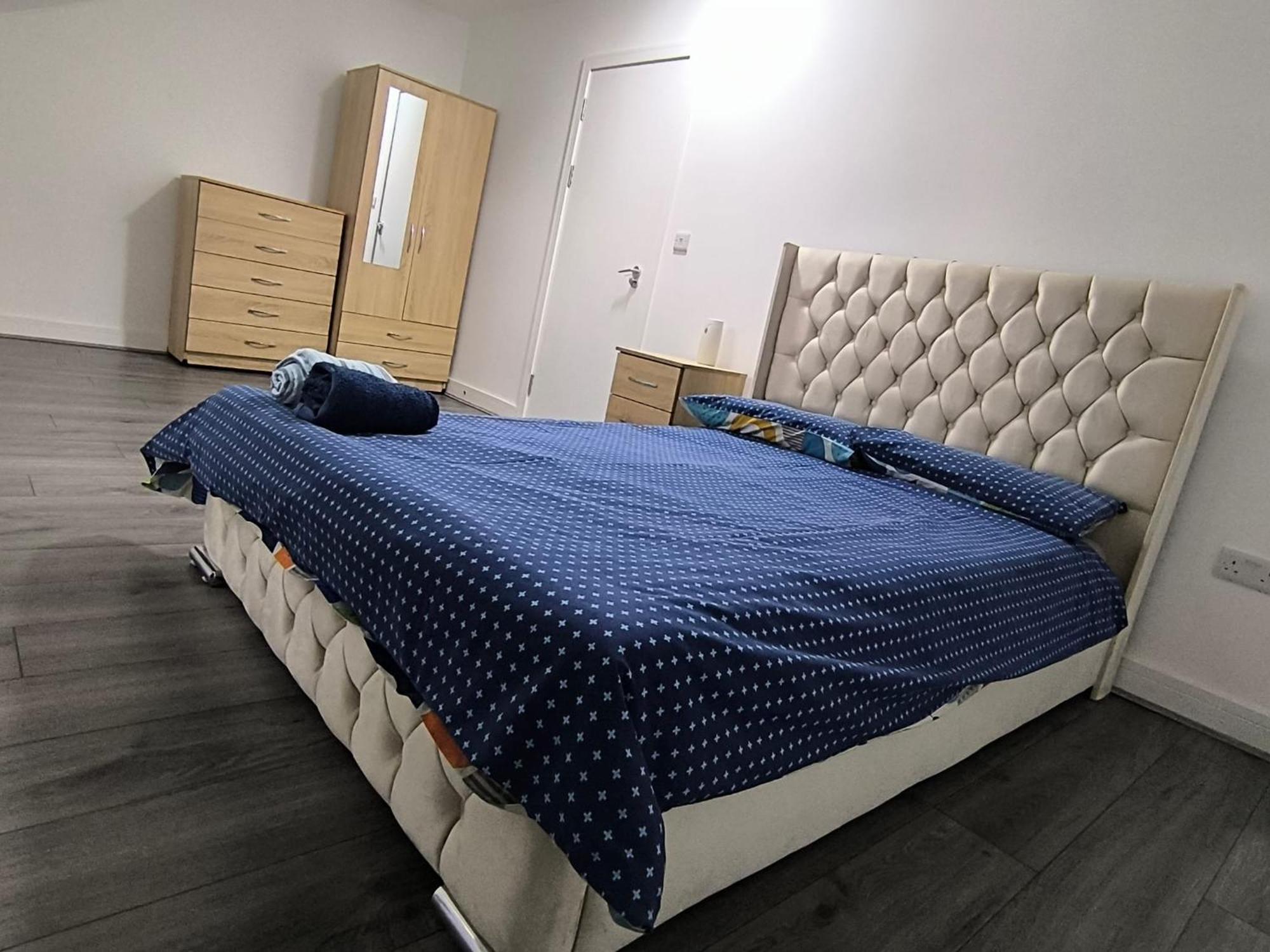 Spacious Full Home - Perfect For Families & Groups 奥尔德伯里 外观 照片